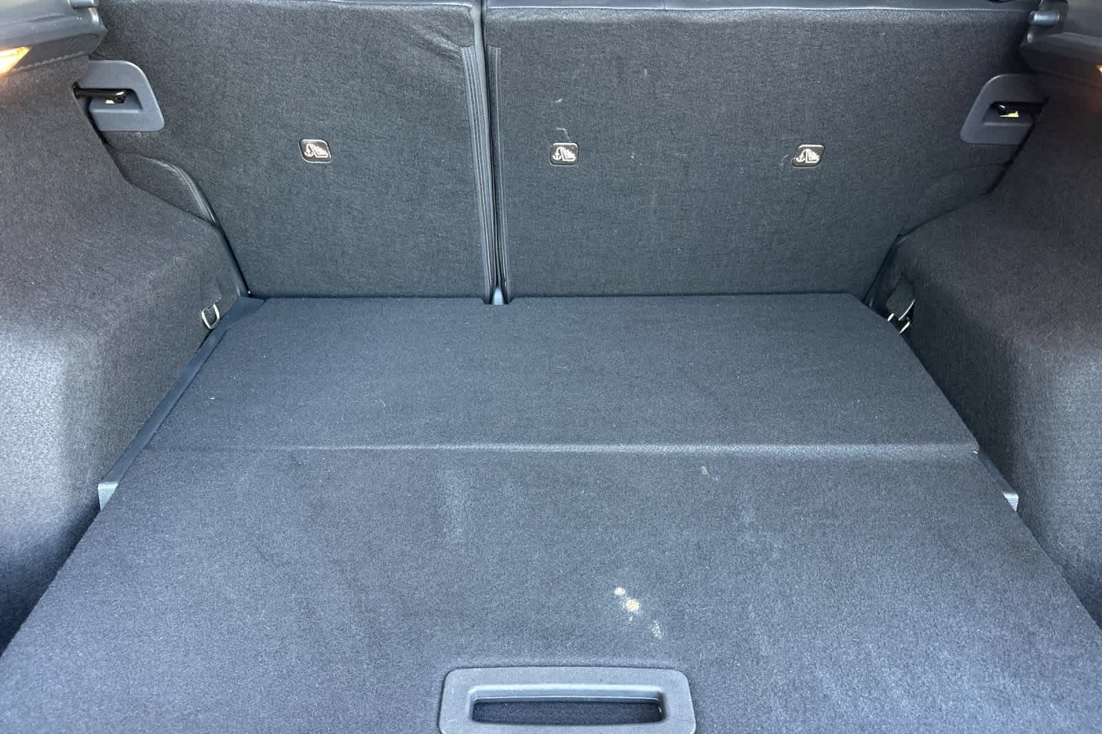 Used 2025 Nissan Kicks SR FWD image 16