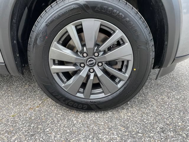 Used 2023 Nissan Pathfinder SV AWD/4WD image 6