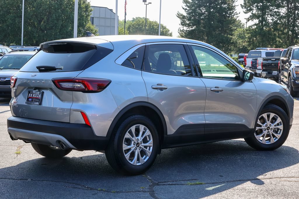 Certified 2023 Ford Escape Active w/ Cold Weather Package FWD image 23