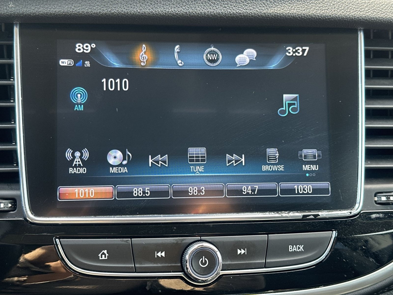 Used 2021 Buick Encore Preferred w/ Safety Package FWD image 18