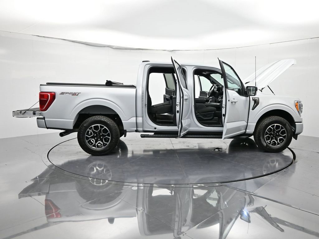 Certified 2022 Ford F150 XLT w/ Equipment Group 302A High image 46