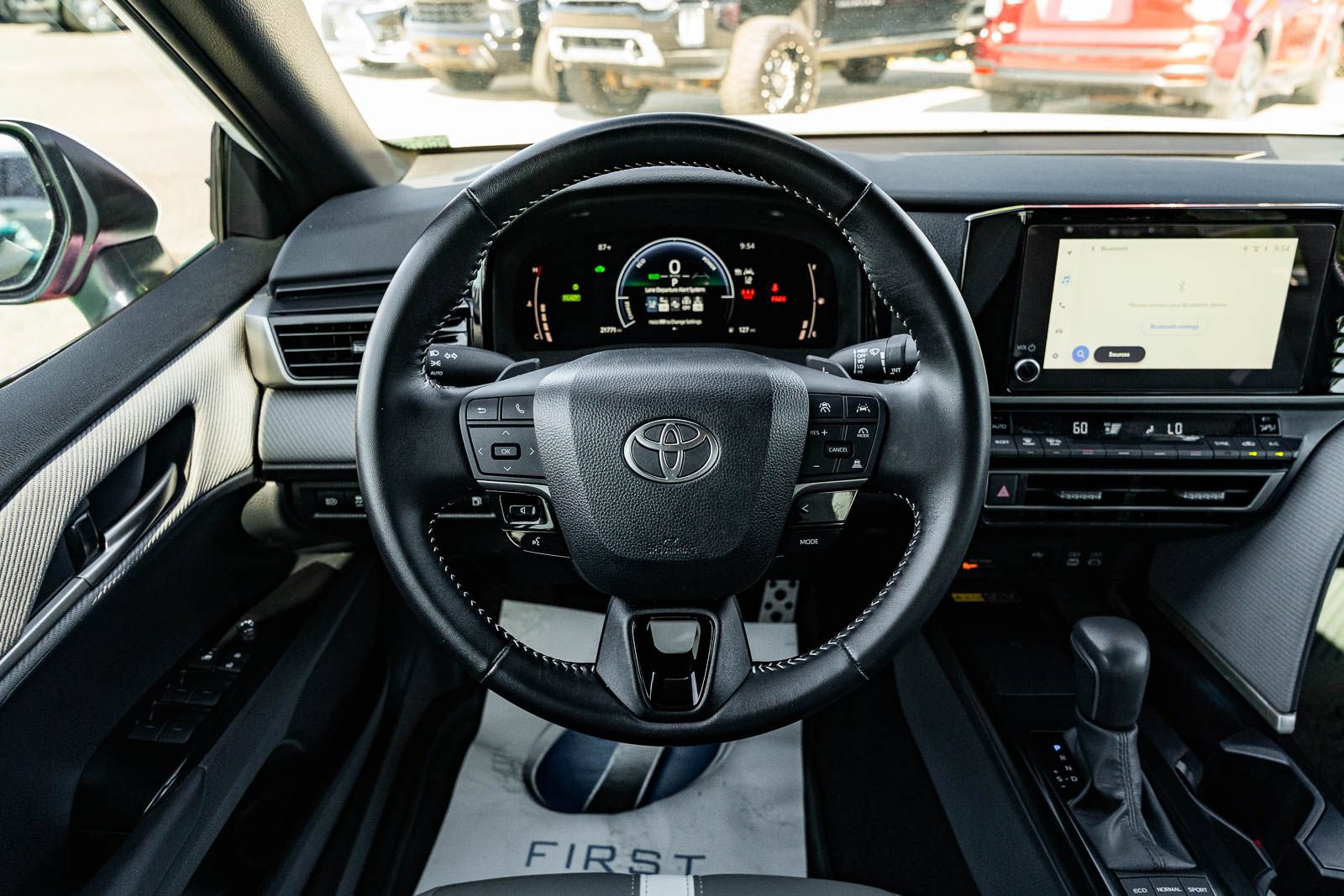 Used 2026 Toyota Camry SE FWD image 21