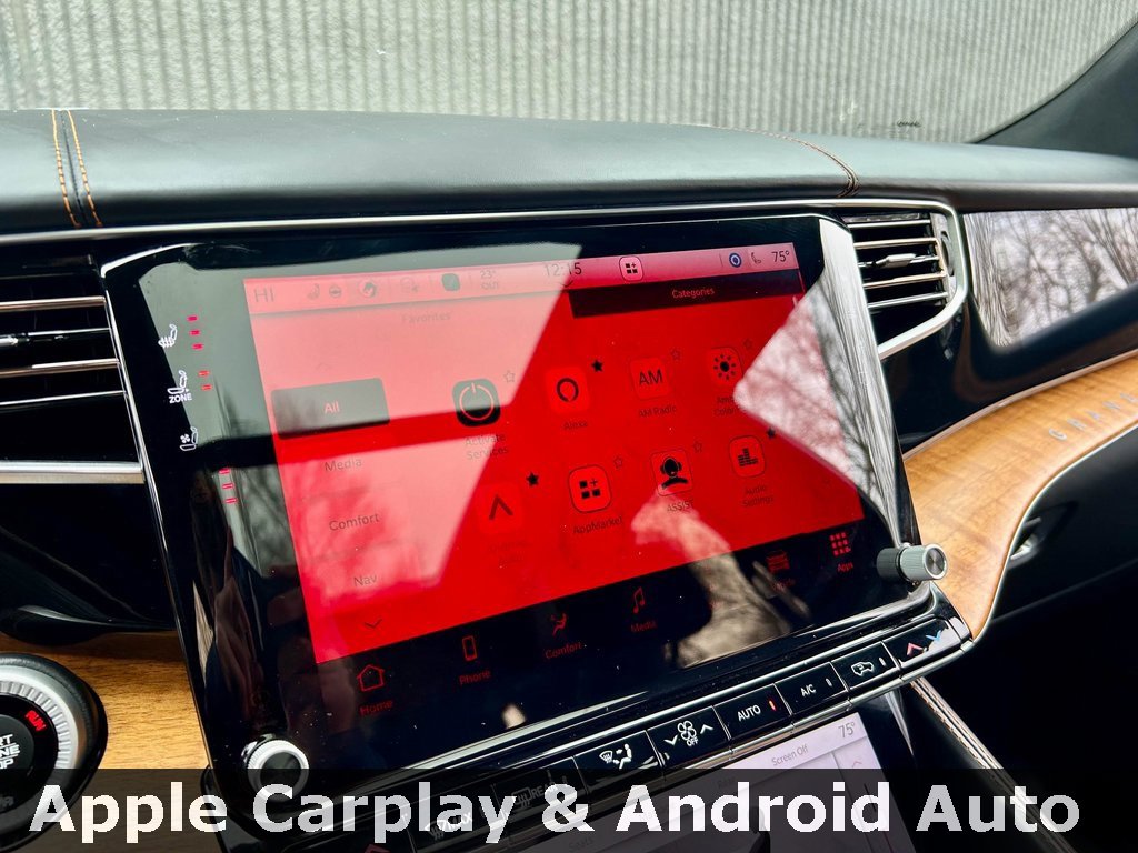 Used 2022 Jeep Grand Wagoneer Series III w/ Rear Seat Video Group 1 image 32