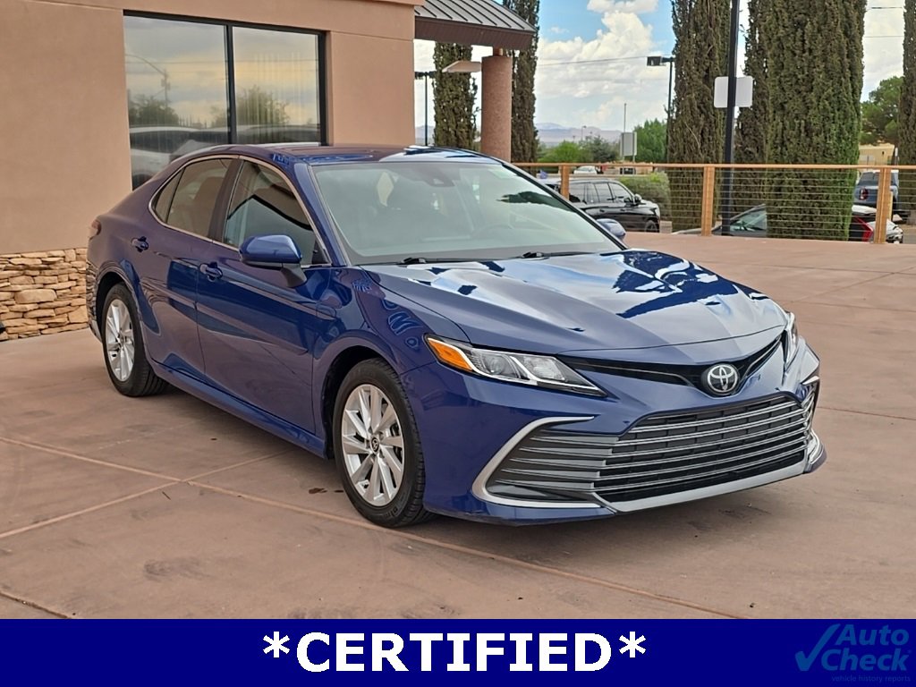 Used 2023 Toyota Camry LE image 11