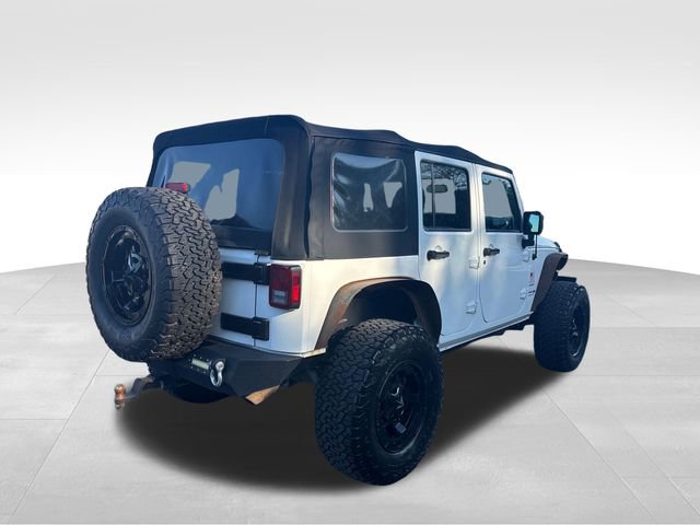 Used 2018 Jeep Wrangler Unlimited Sahara w/ Connectivity Group image 4