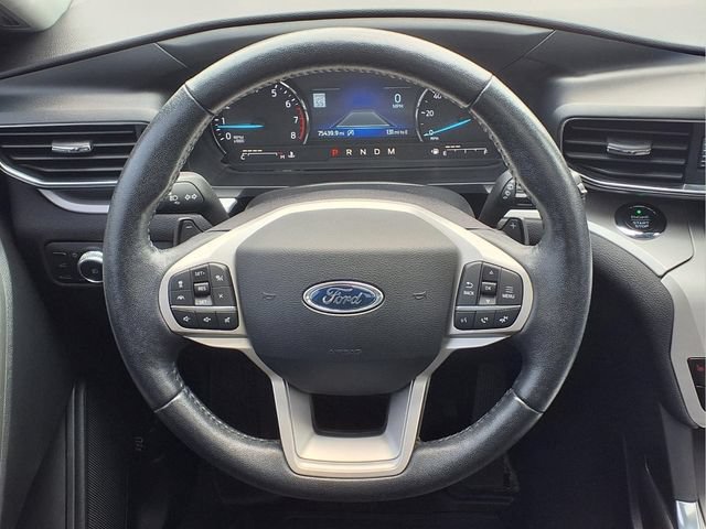 Certified 2020 Ford Explorer XLT w/ Equipment Group 202A AWD/4WD image 30