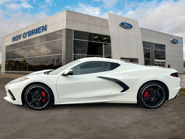 Used 2025 Chevrolet Corvette Stingray Coupe w/ 1LT RWD image 2