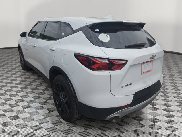 Used 2020 Chevrolet Blazer LT image 2