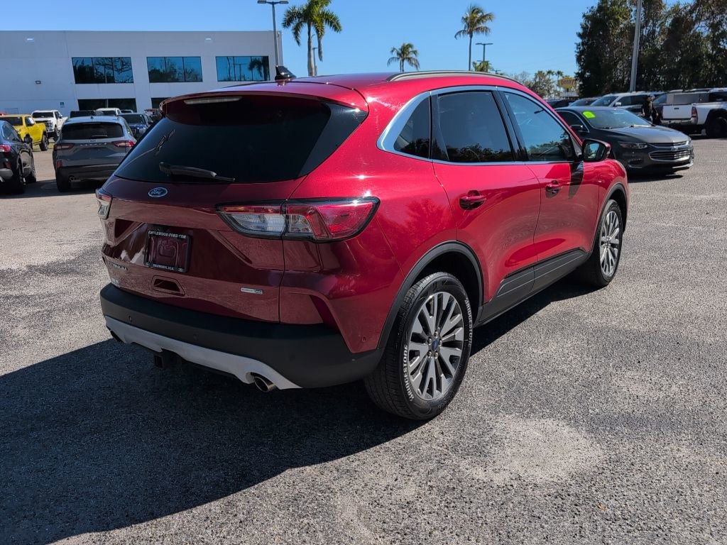 Certified 2020 Ford Escape Titanium image 3