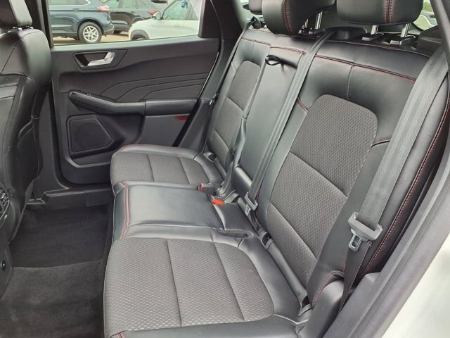 Certified 2024 Ford Escape ST-Line Select w/ Tech Pack #1 AWD/4WD image 8