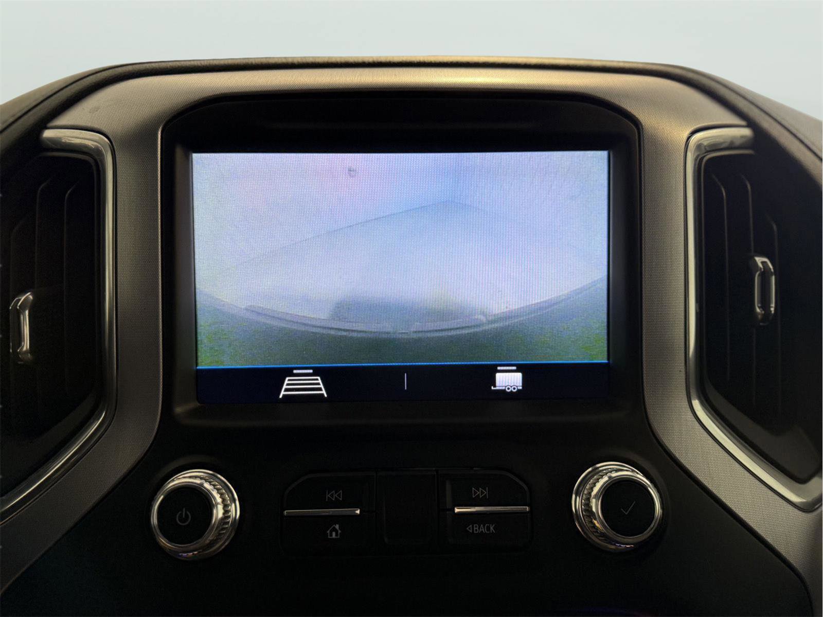 Used 2020 GMC Sierra 1500 SLE w/ SLE Value Package image 31