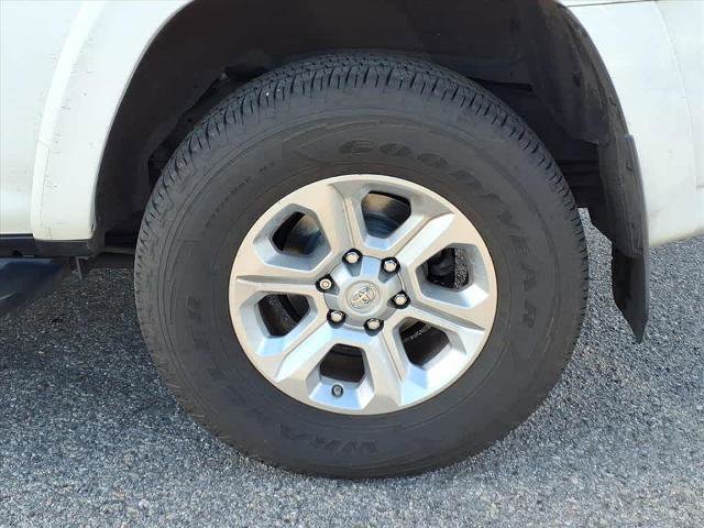 Used 2021 Toyota 4Runner SR5 Premium image 8