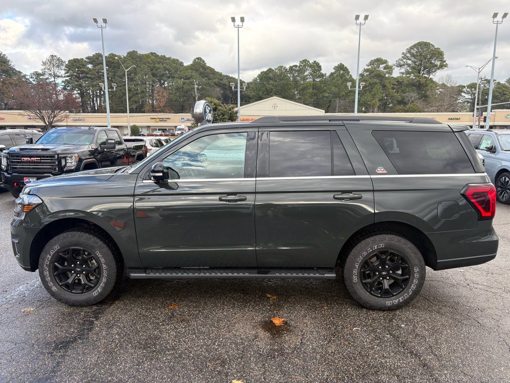Certified 2023 Ford Expedition Timberline image 2