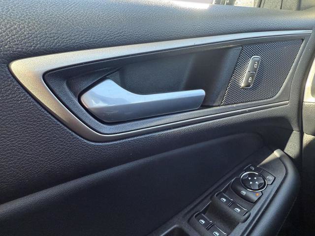 Certified 2022 Ford Edge SEL AWD/4WD image 14