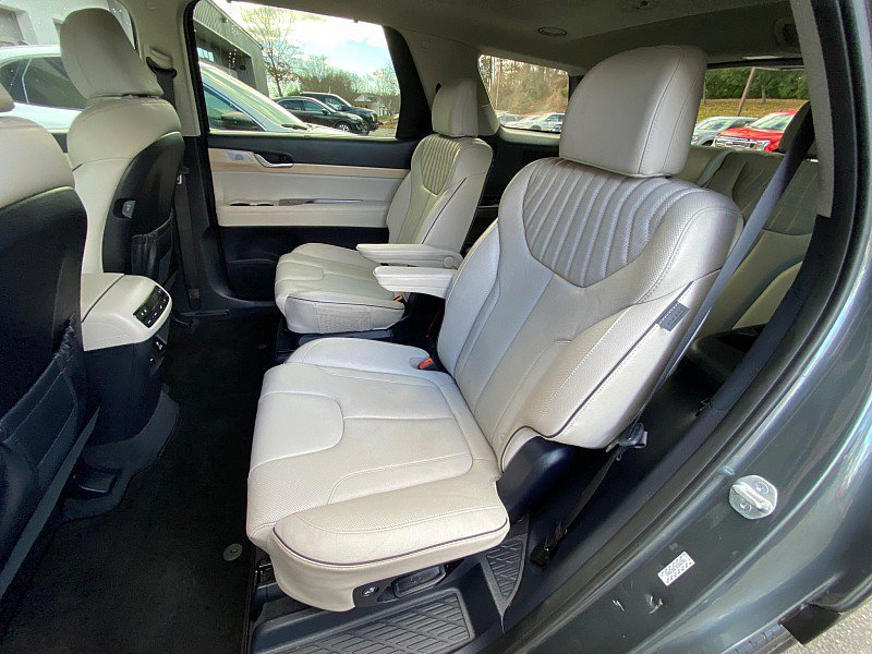 Used 2024 Hyundai Palisade Limited image 29