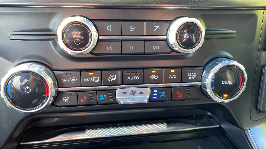 Certified 2024 Ford F150 Lariat w/ Bed Utility Package AWD/4WD image 17