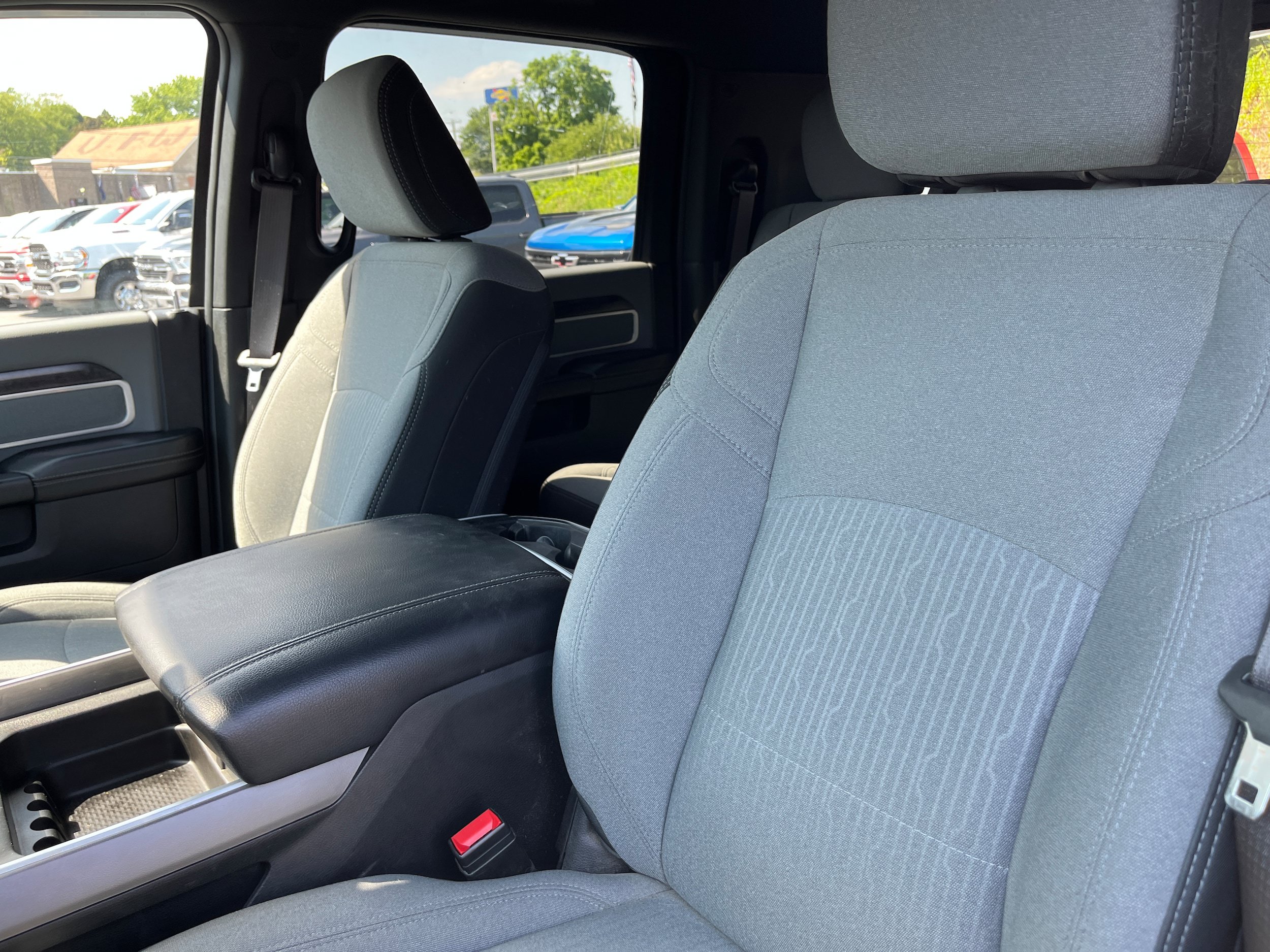 Used 2022 RAM 3500 Big Horn w/ Level C Equiment Group AWD/4WD image 10