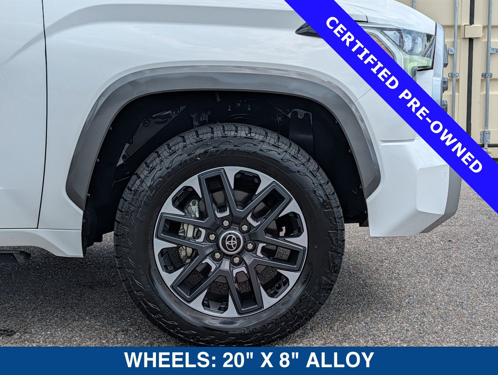 Used 2024 Toyota Tundra Limited AWD/4WD image 12