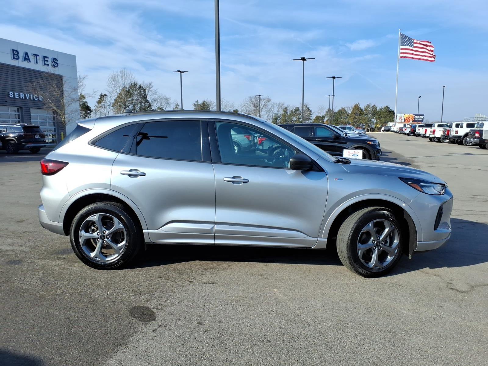 Certified 2024 Ford Escape ST-Line image 6