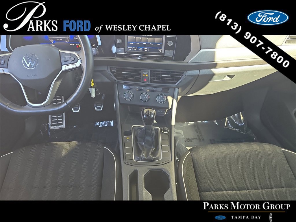 Used 2023 Volkswagen Jetta Sport image 12