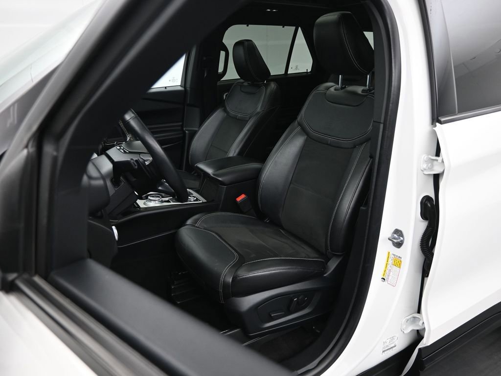 Certified 2022 Ford Explorer ST w/ ST Street Pack image 35