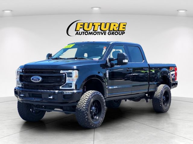 Certified 2022 Ford F250 Platinum w/ FX4 Off-Road Package AWD/4WD image 8