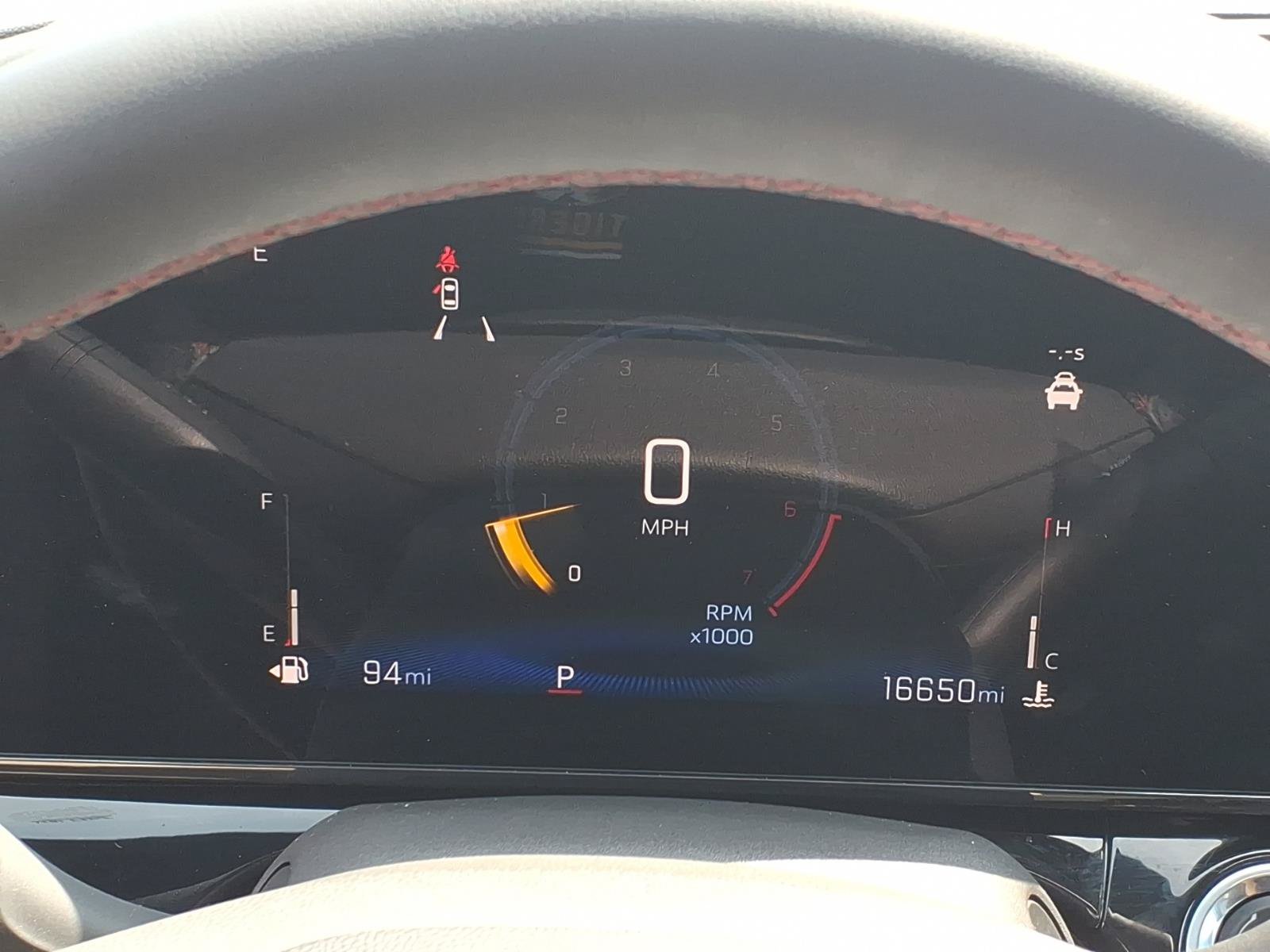 Used 2025 Chevrolet Trax RS w/ Driver Confidence Package FWD image 14