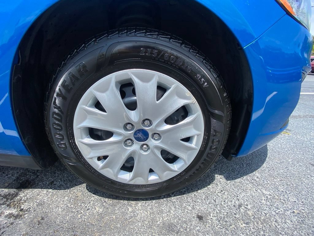 Certified 2020 Ford Fusion S FWD image 29