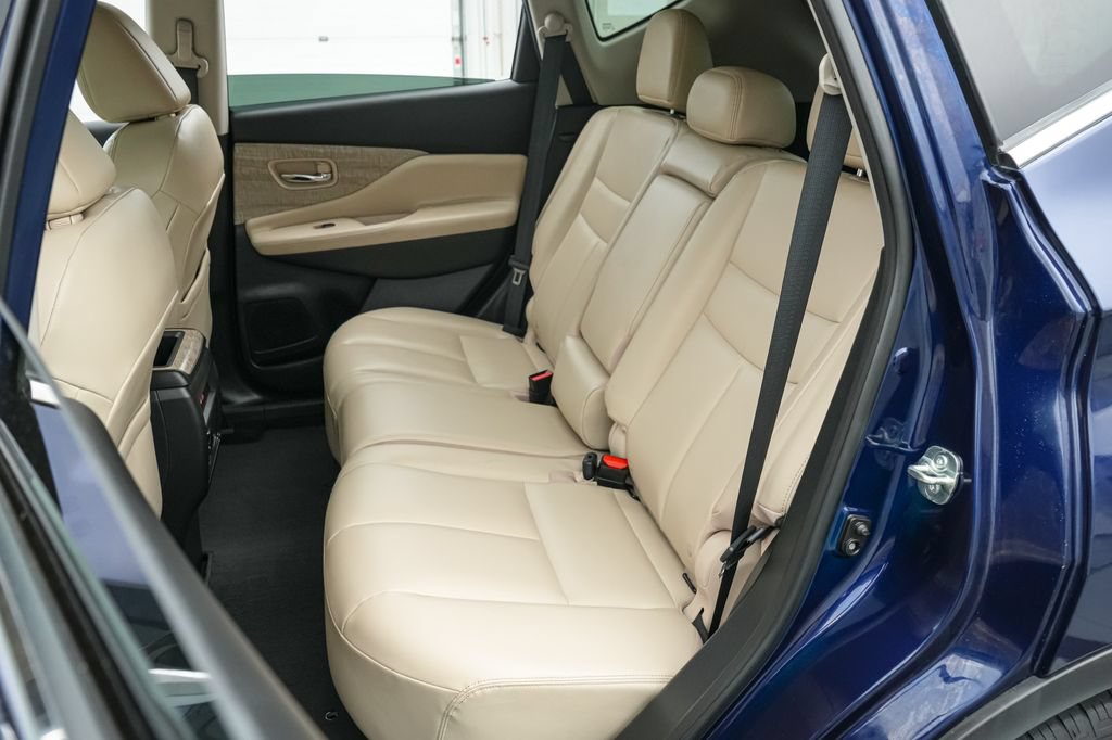 Used 2023 Nissan Murano SV AWD/4WD image 18