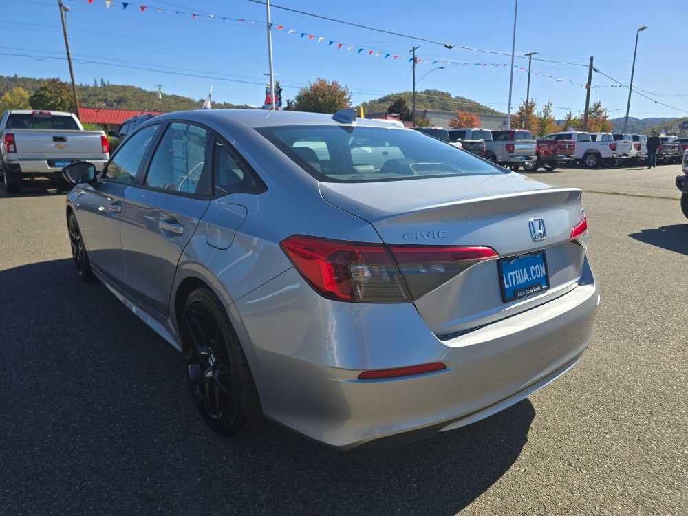 Used 2024 Honda Civic Sport image 3