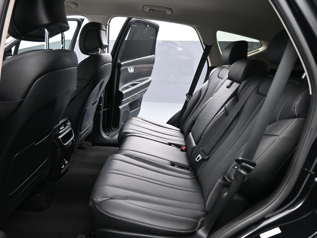 Used 2024 Genesis GV80 2.5T image 47