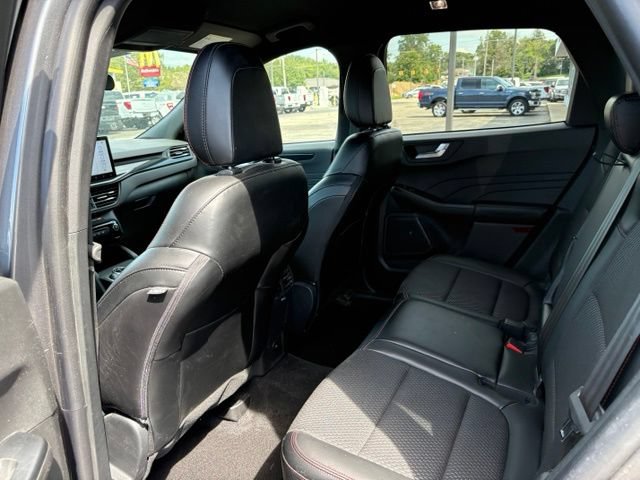 Certified 2024 Ford Escape ST-Line w/ Tech Pack #1 AWD/4WD image 16