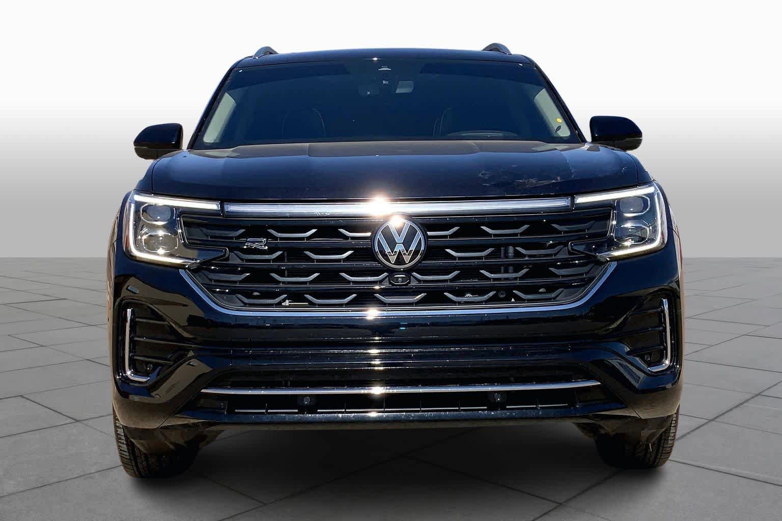 Used 2025 Volkswagen Atlas SEL Premium R-Line AWD/4WD image 6