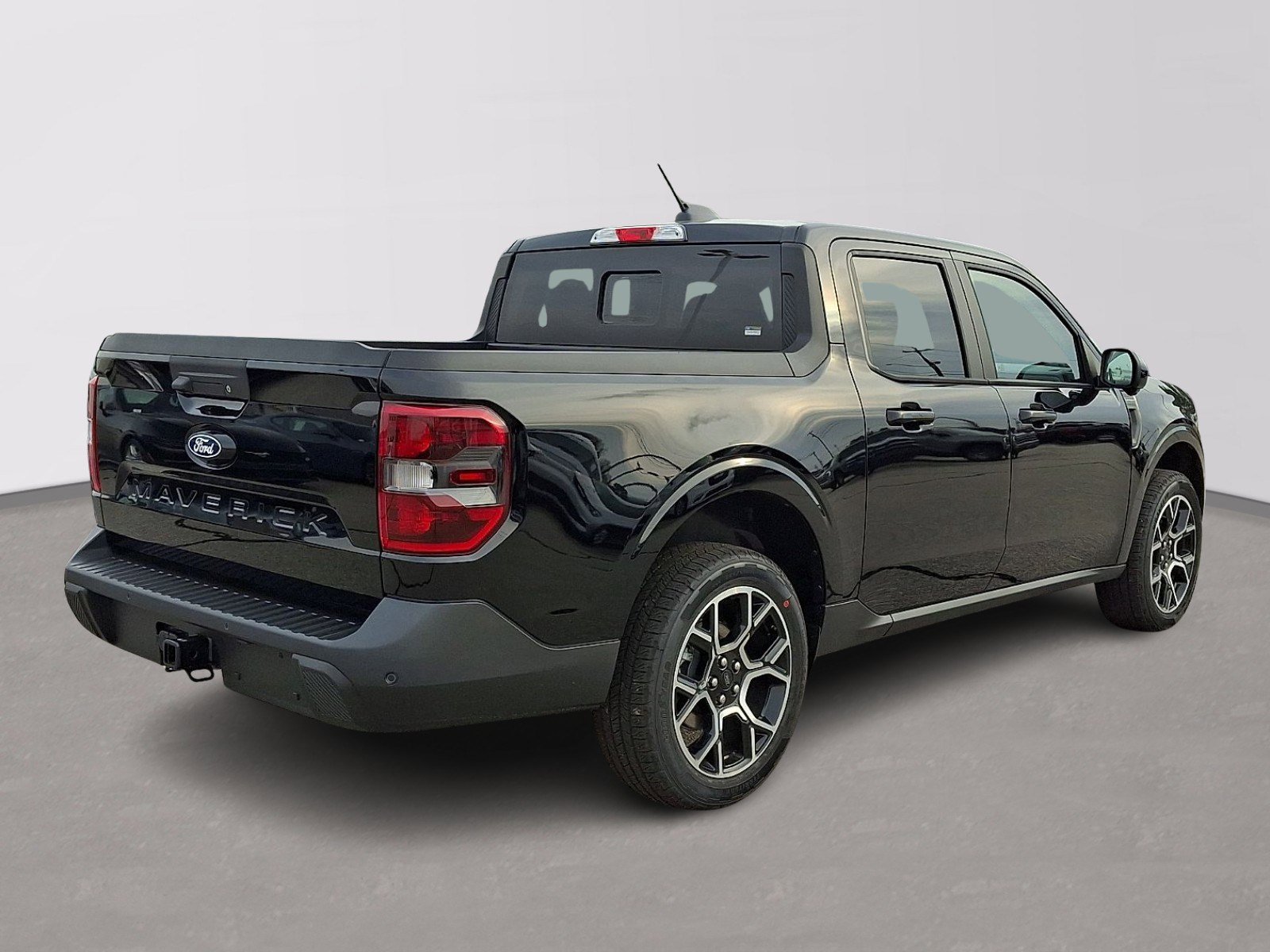 Certified 2026 Ford Maverick Lariat w/ 4K Tow Package image 6