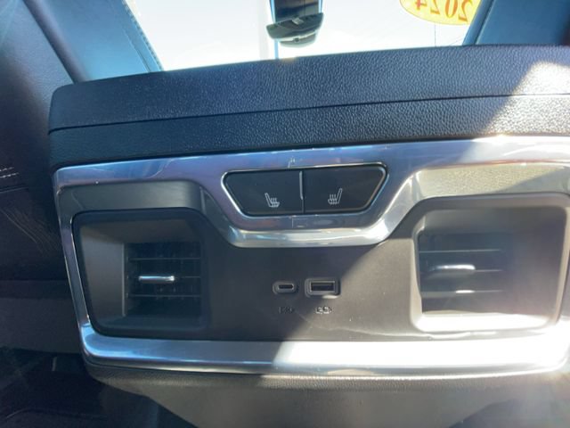 Used 2024 GMC Sierra 3500 Denali Ultimate AWD/4WD image 36