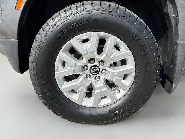 Used 2023 Nissan Frontier SV w/ Tow Package AWD/4WD image 22