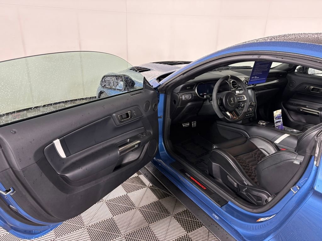 Certified 2020 Ford Mustang Shelby GT500 w/ Technology Package image 12