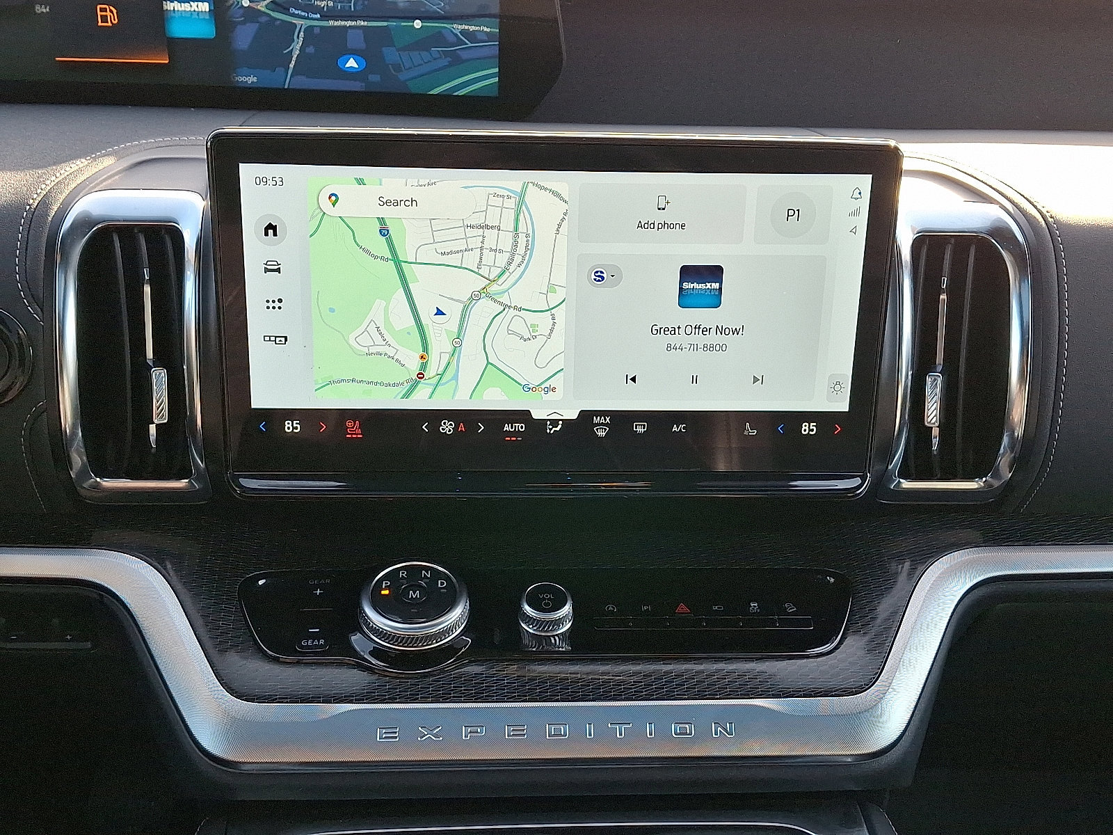 Certified 2025 Ford Expedition Platinum w/ Stealth Appearance Package image 17