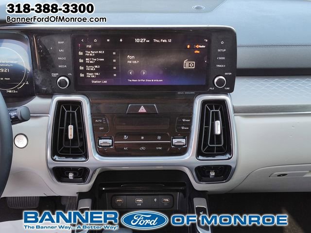 Used 2023 Kia Sorento SX image 19