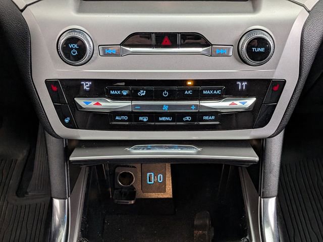 Certified 2021 Ford Explorer XLT w/ Equipment Group 202A image 30