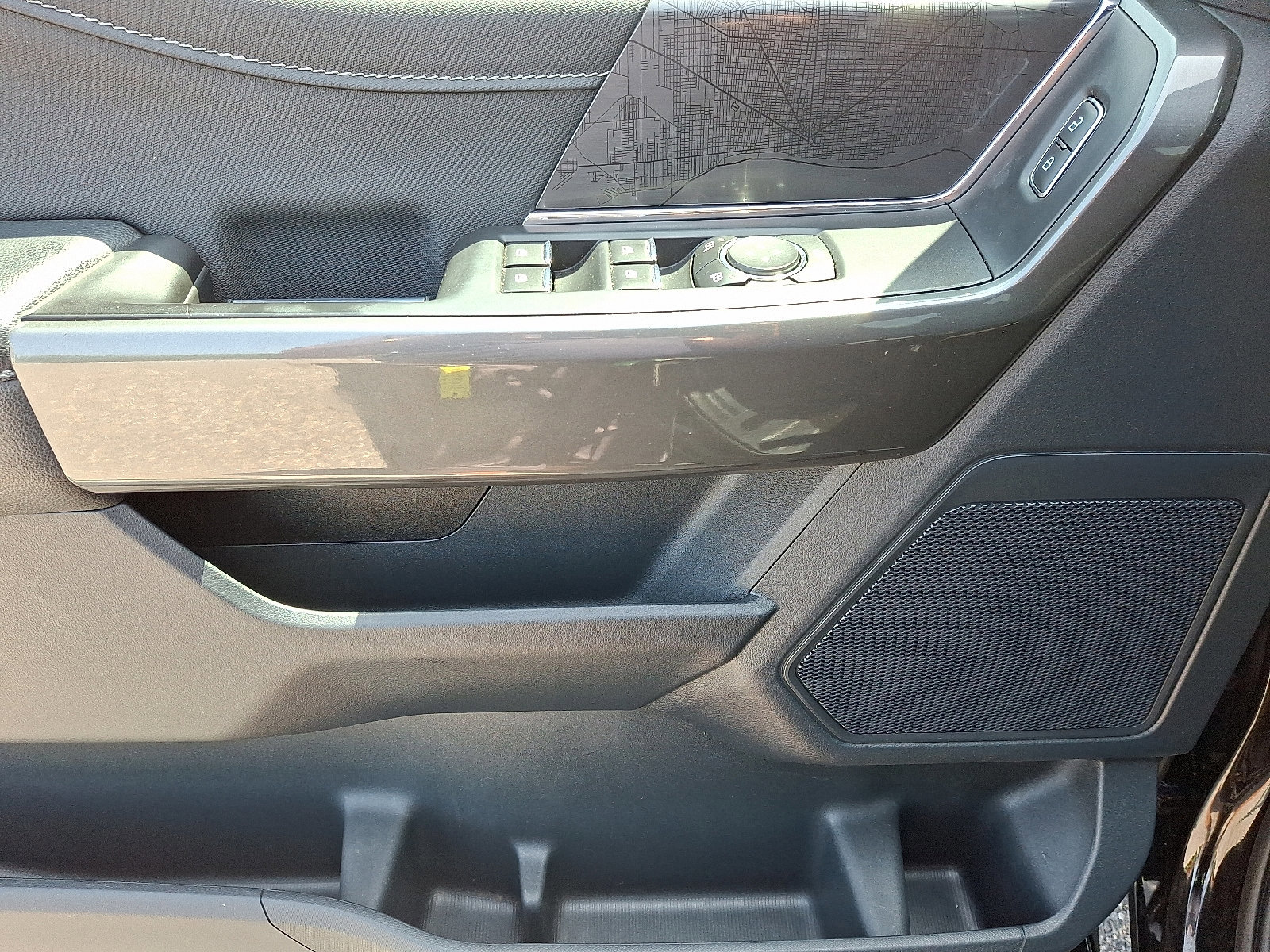 Certified 2022 Ford F150 XLT w/ Equipment Group 302A High image 12