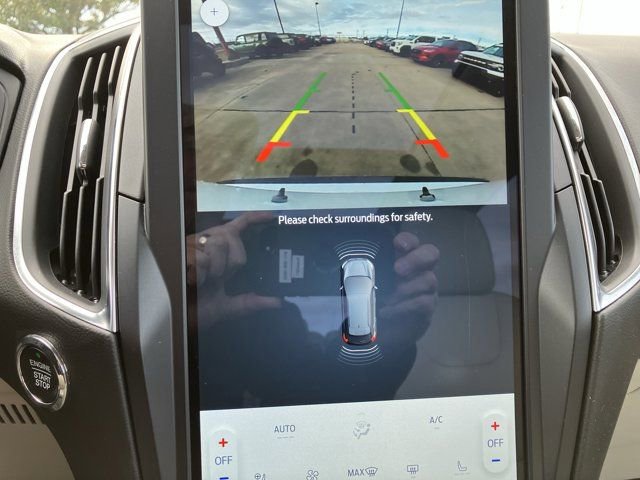Certified 2024 Ford Edge Titanium image 35
