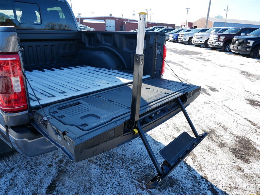 Certified 2022 Ford F150 XLT w/ Equipment Group 302A High image 10