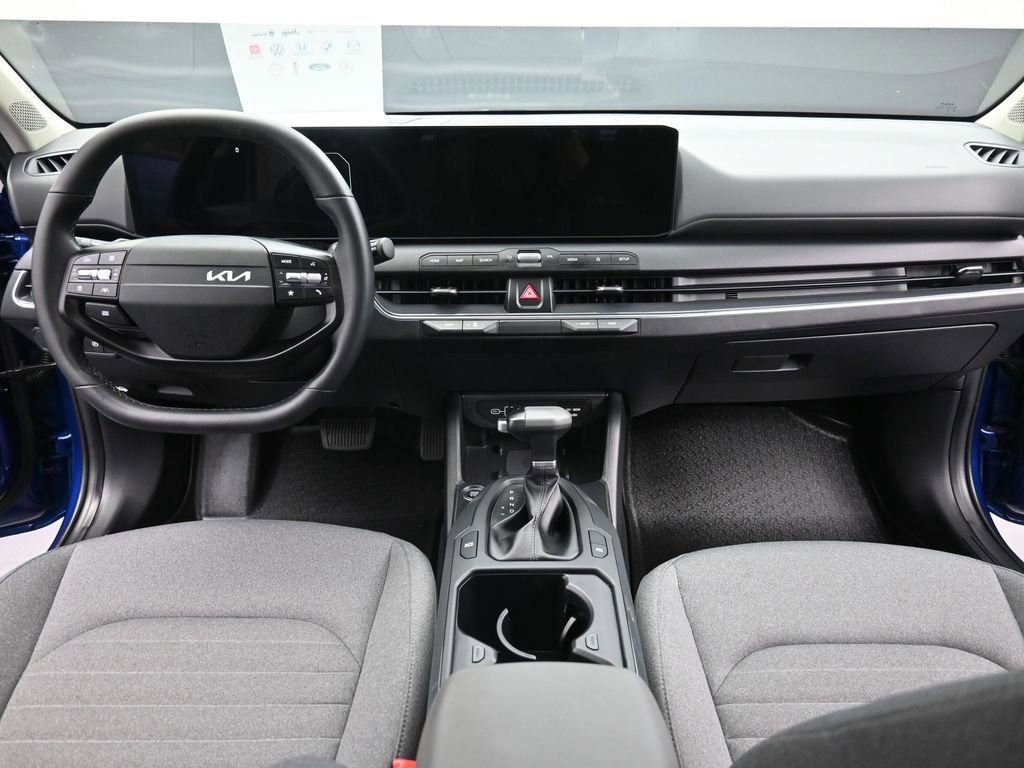 Used 2025 Kia K4 EX image 14