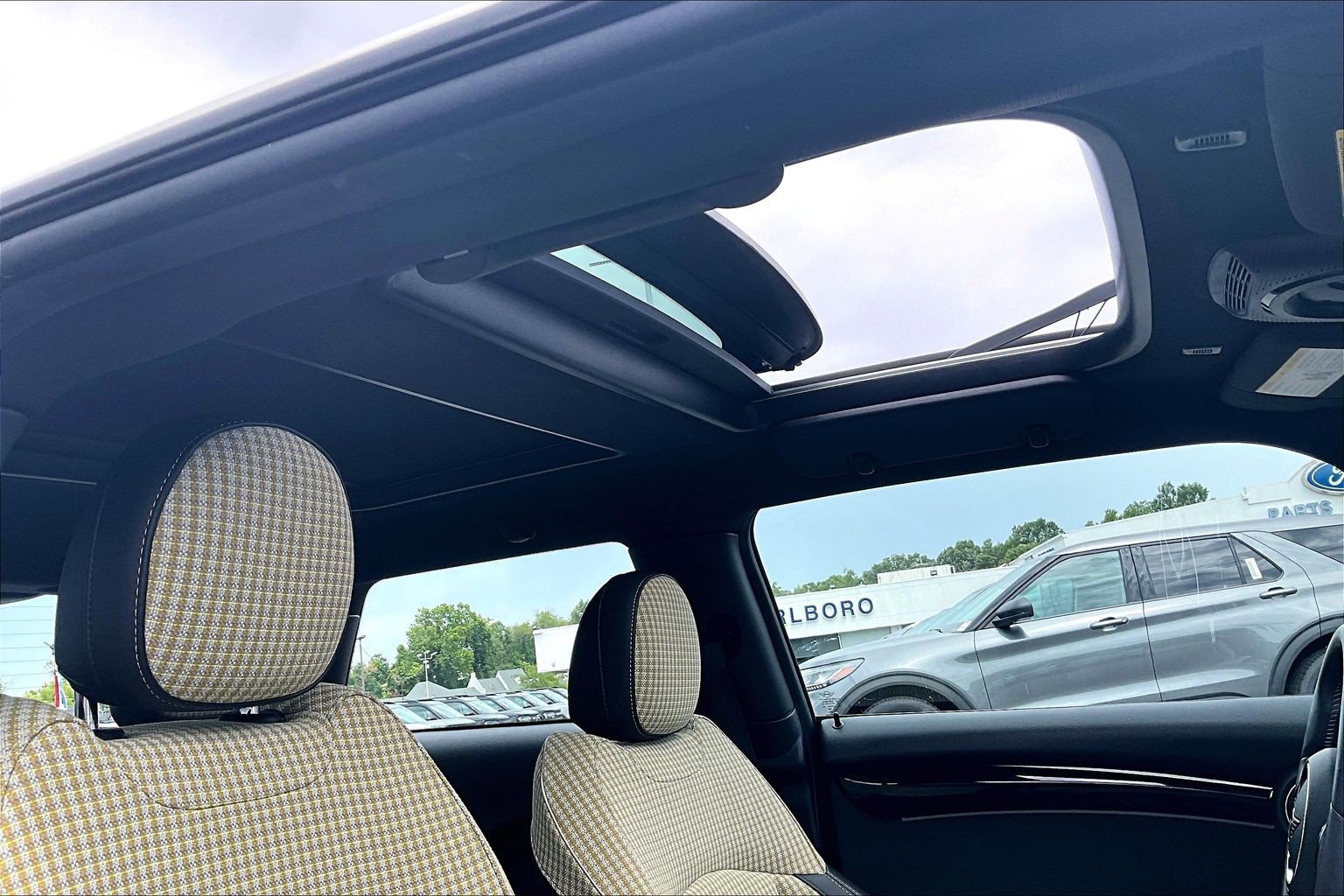 Used 2023 MINI Cooper S w/ MINI Resolute Edition FWD image 22