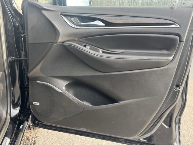 Used 2020 Buick Enclave Avenir w/ Avenir Technology Package image 27