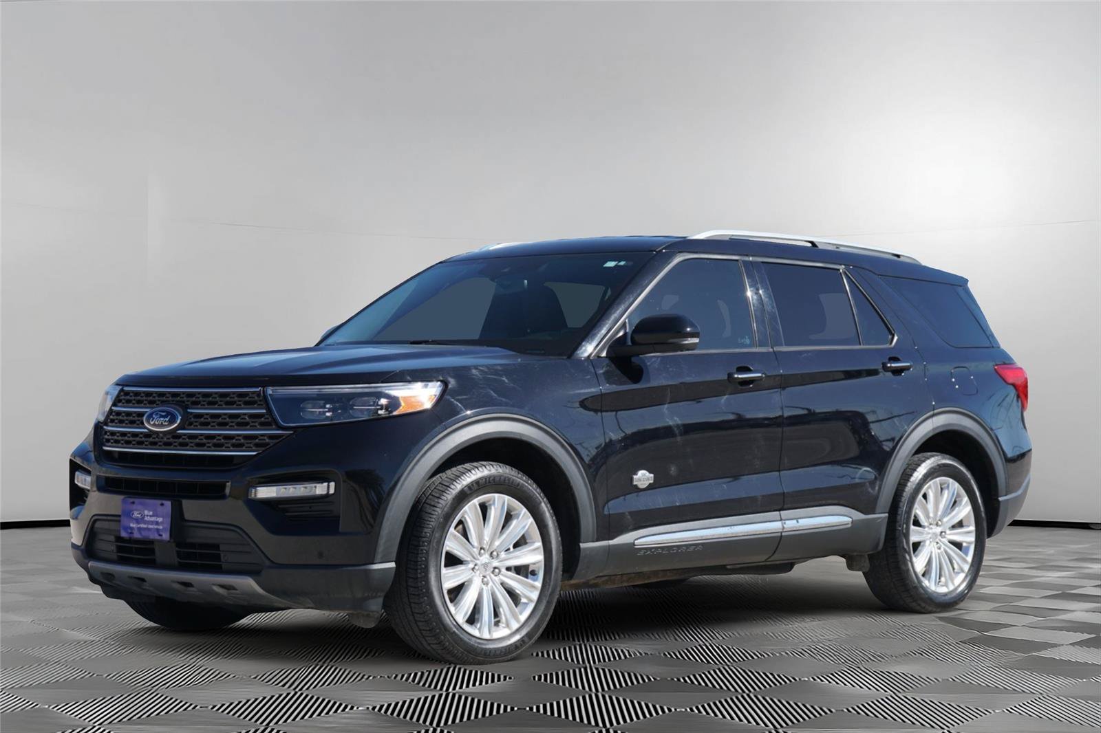 Certified 2021 Ford Explorer King Ranch w/ Premium Technology Package AWD/4WD image 8