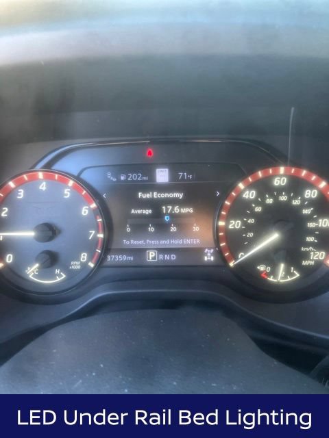 Used 2021 Nissan Titan PRO-4X w/ Pro-4x Utility Package AWD/4WD image 12