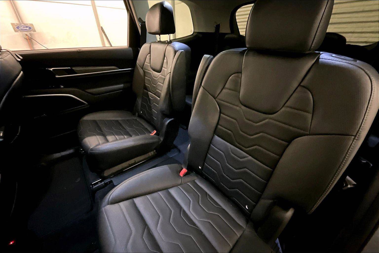 Used 2021 Kia Telluride SX w/ SX Prestige Package image 25
