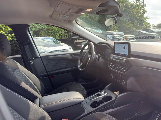 Certified 2025 Ford Escape Active w/ Cold Weather Package AWD/4WD image 4